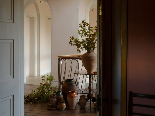 The Spring Host’s Secret Weapon: The Humble Vintage Pot