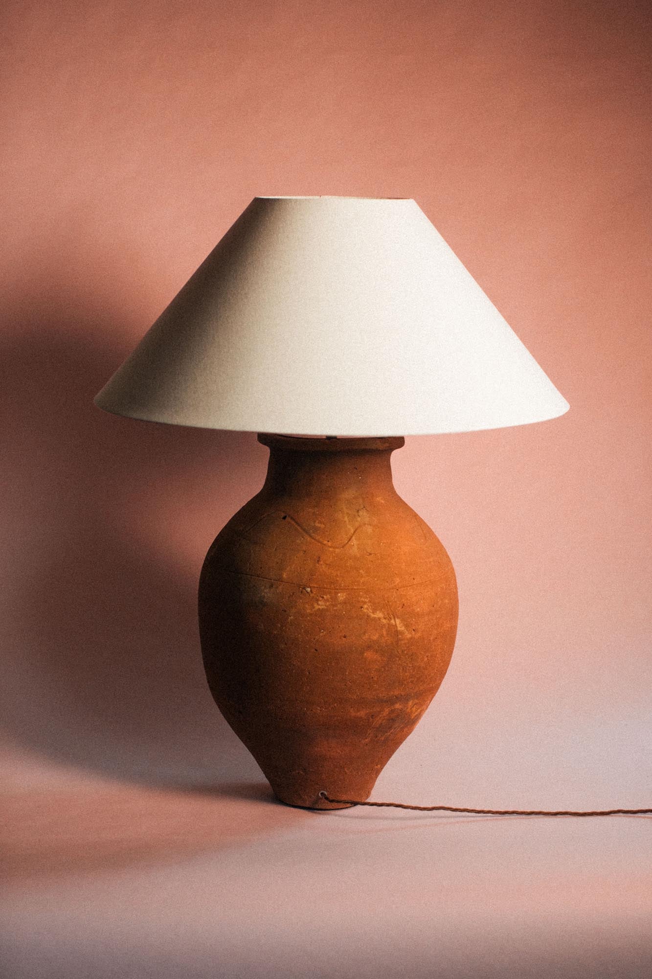 Sunbaked Curve Terracotta Lamp