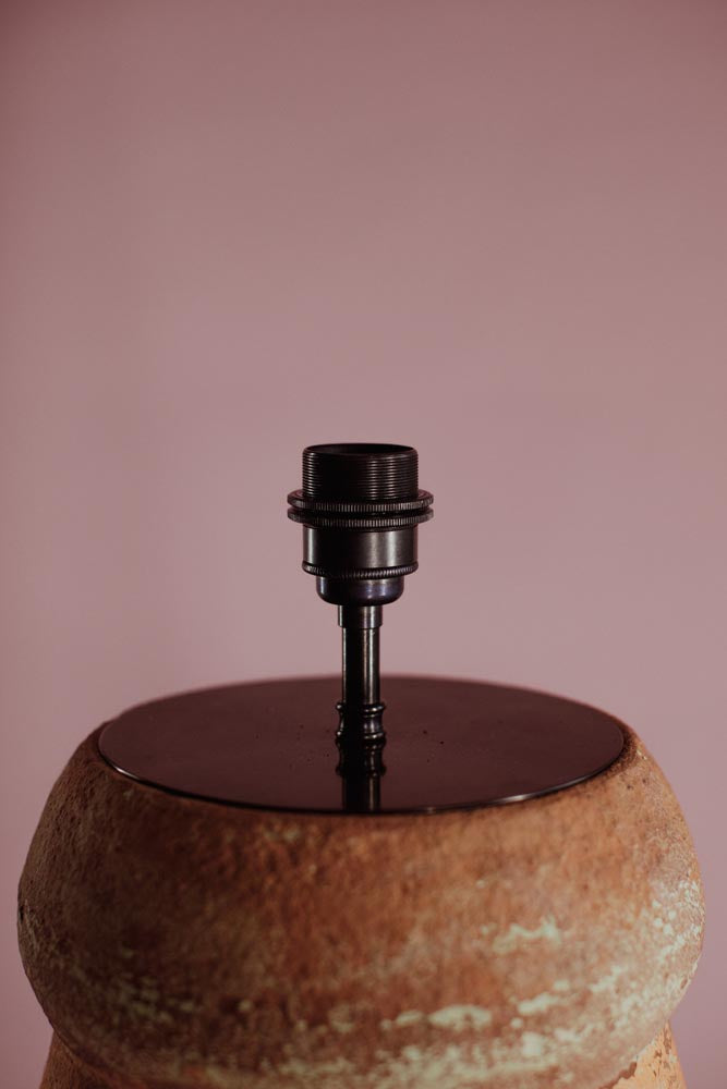 Distressed Chalk Table Lamp