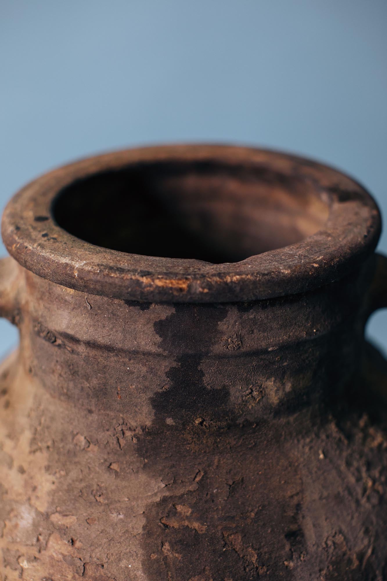 Olive Grove Double-Handled Terracotta Pot