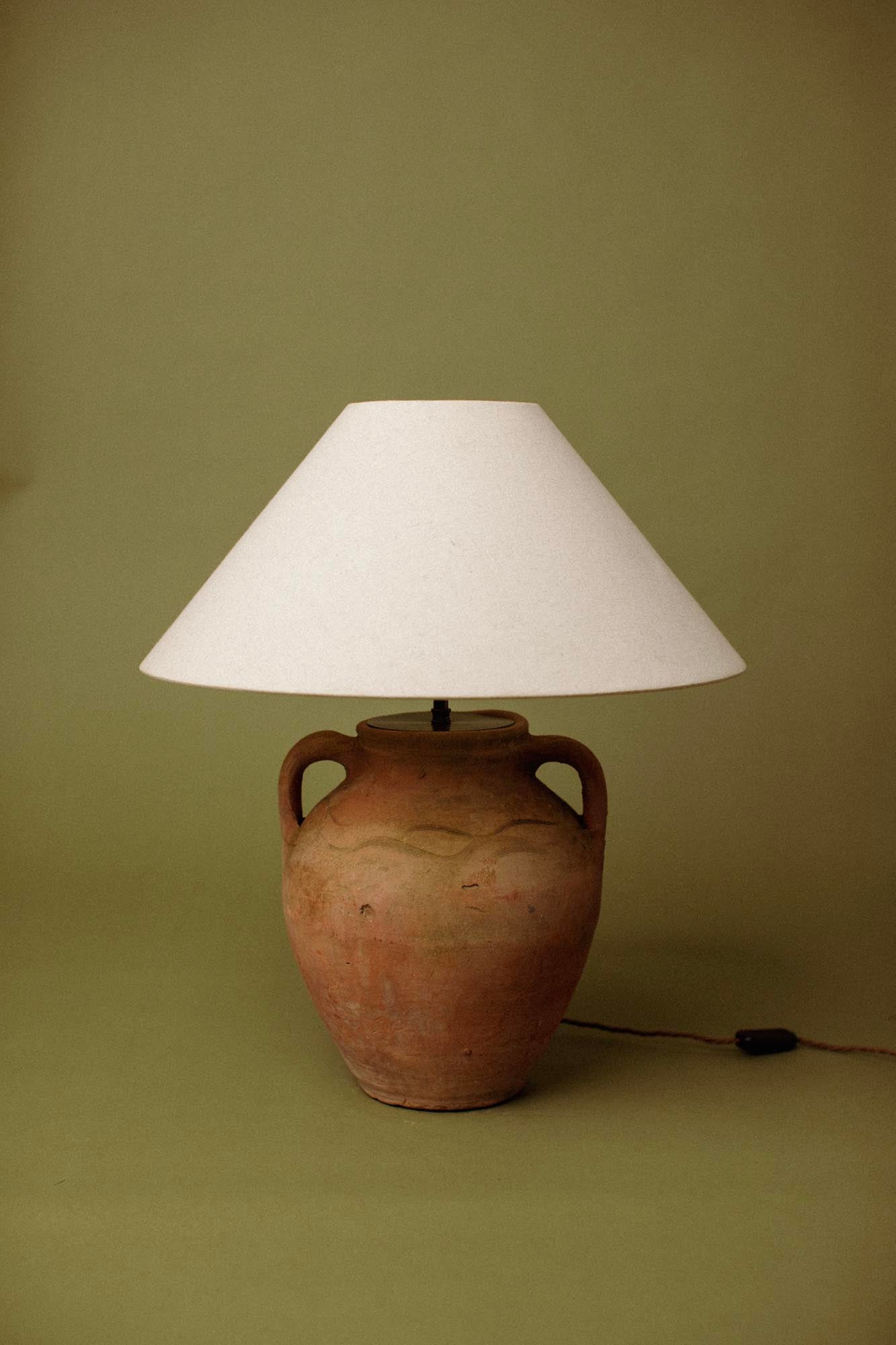 Antique Belly Wave Table Lamp