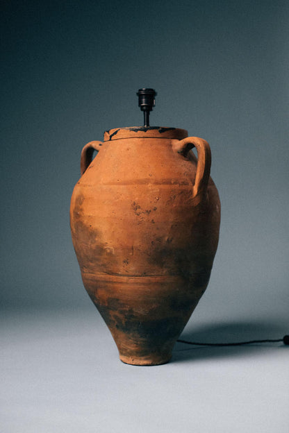 Black-Rim Terracotta Pot Lamp