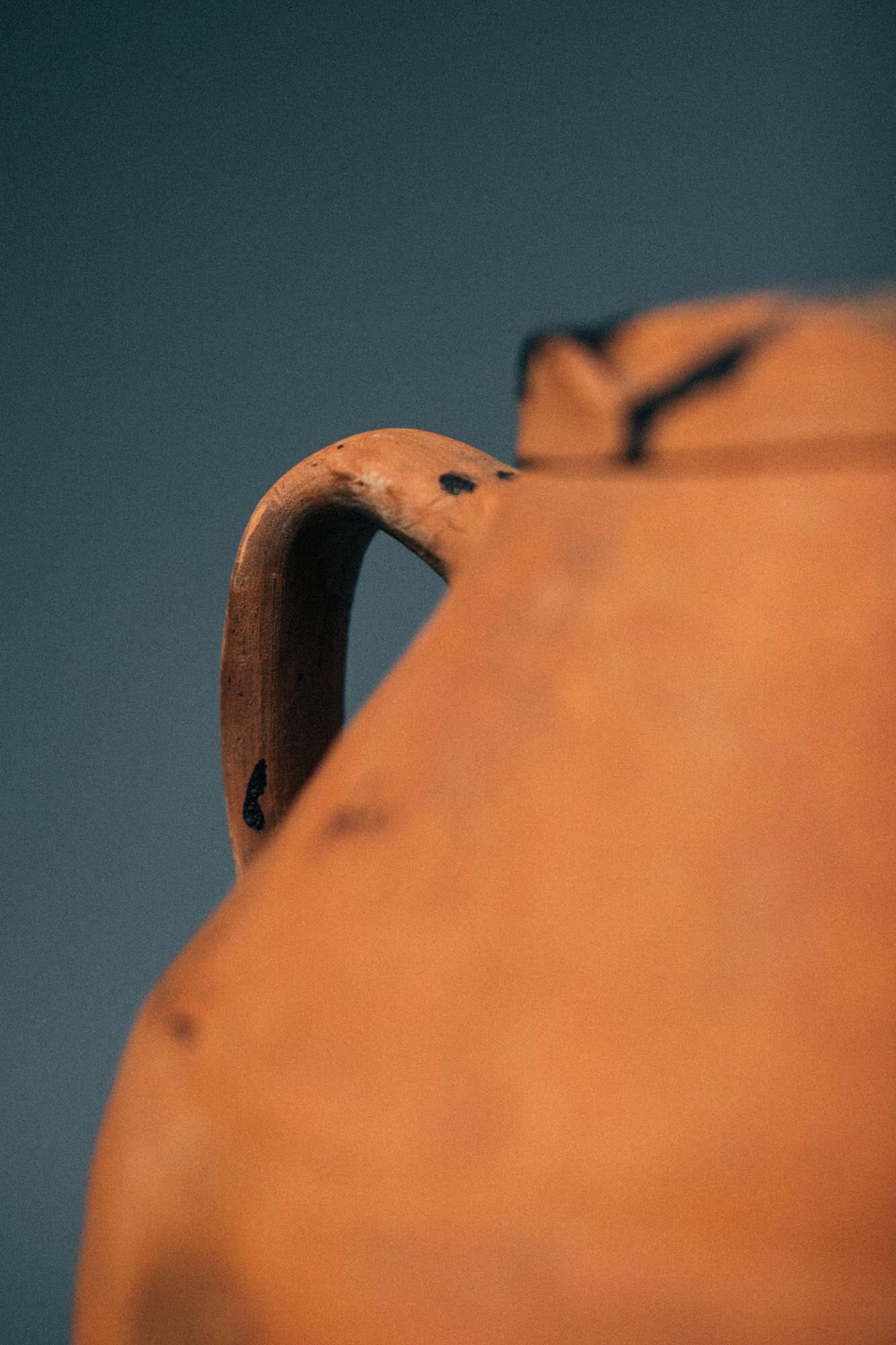 Black-Rim Terracotta Pot Lamp