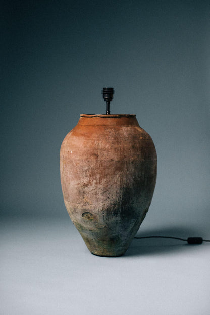 Weathered Clay Urn Table Lamp