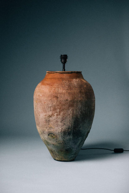 Weathered Clay Urn Table Lamp