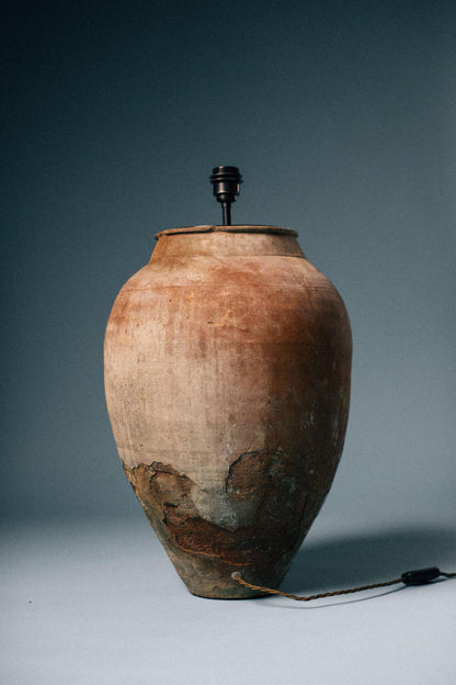 Weathered Clay Urn Table Lamp