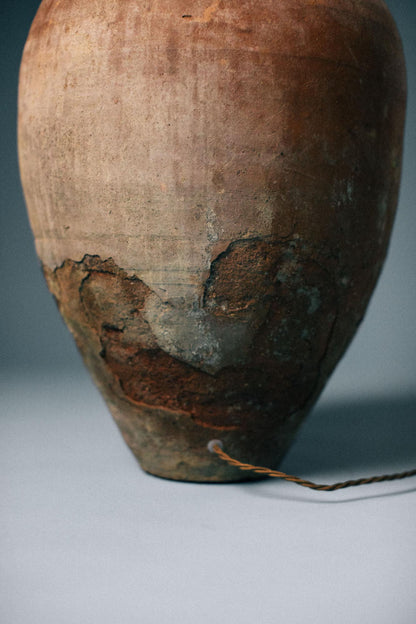 Weathered Clay Urn Table Lamp