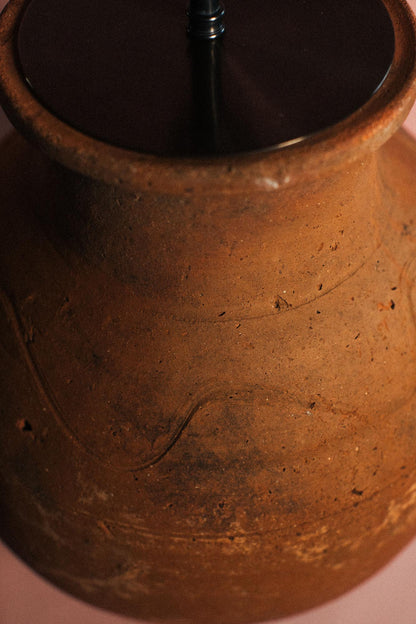 Sunbaked Curve Terracotta Lamp
