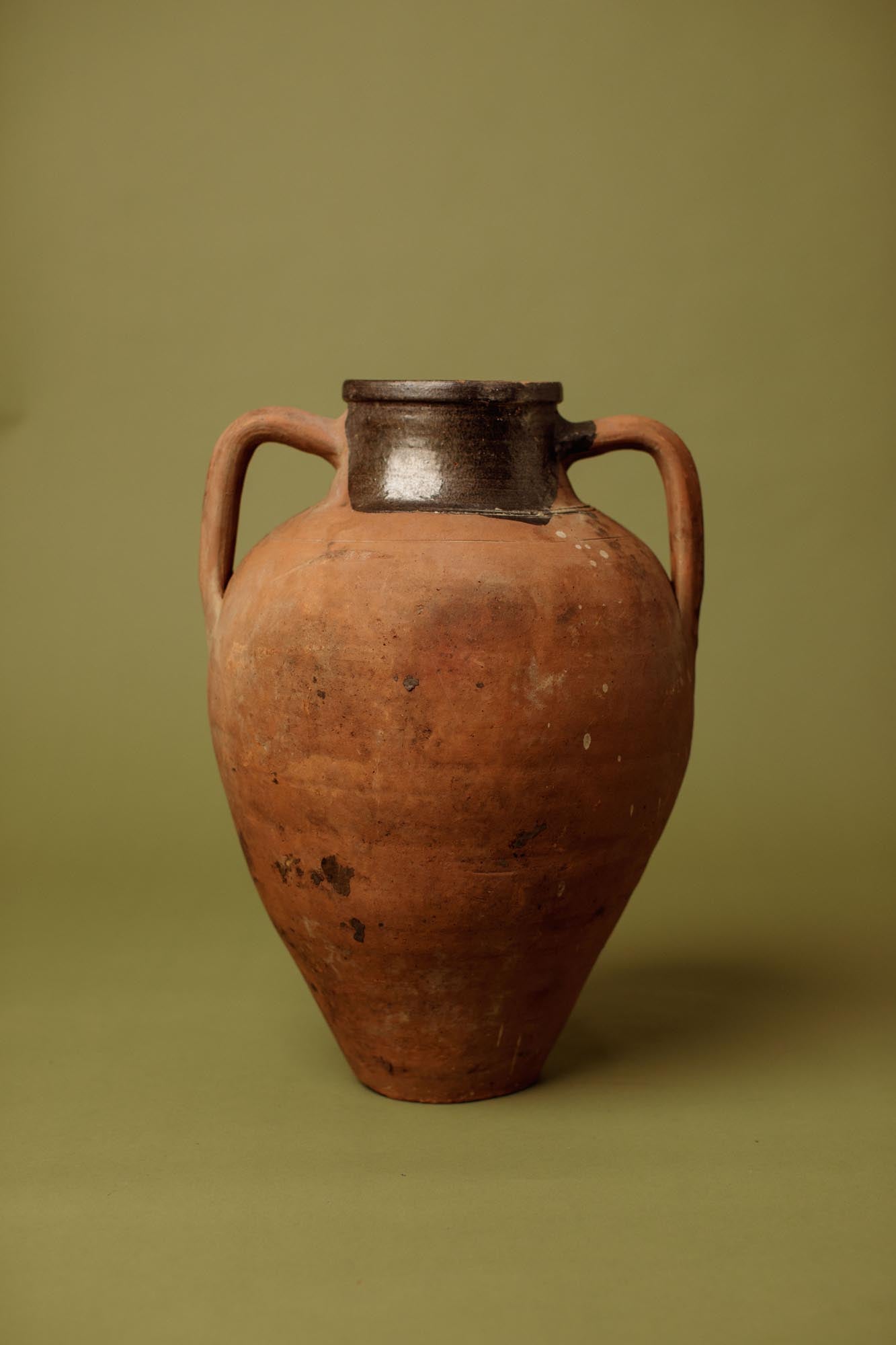 Coco Glaze Olive Jar