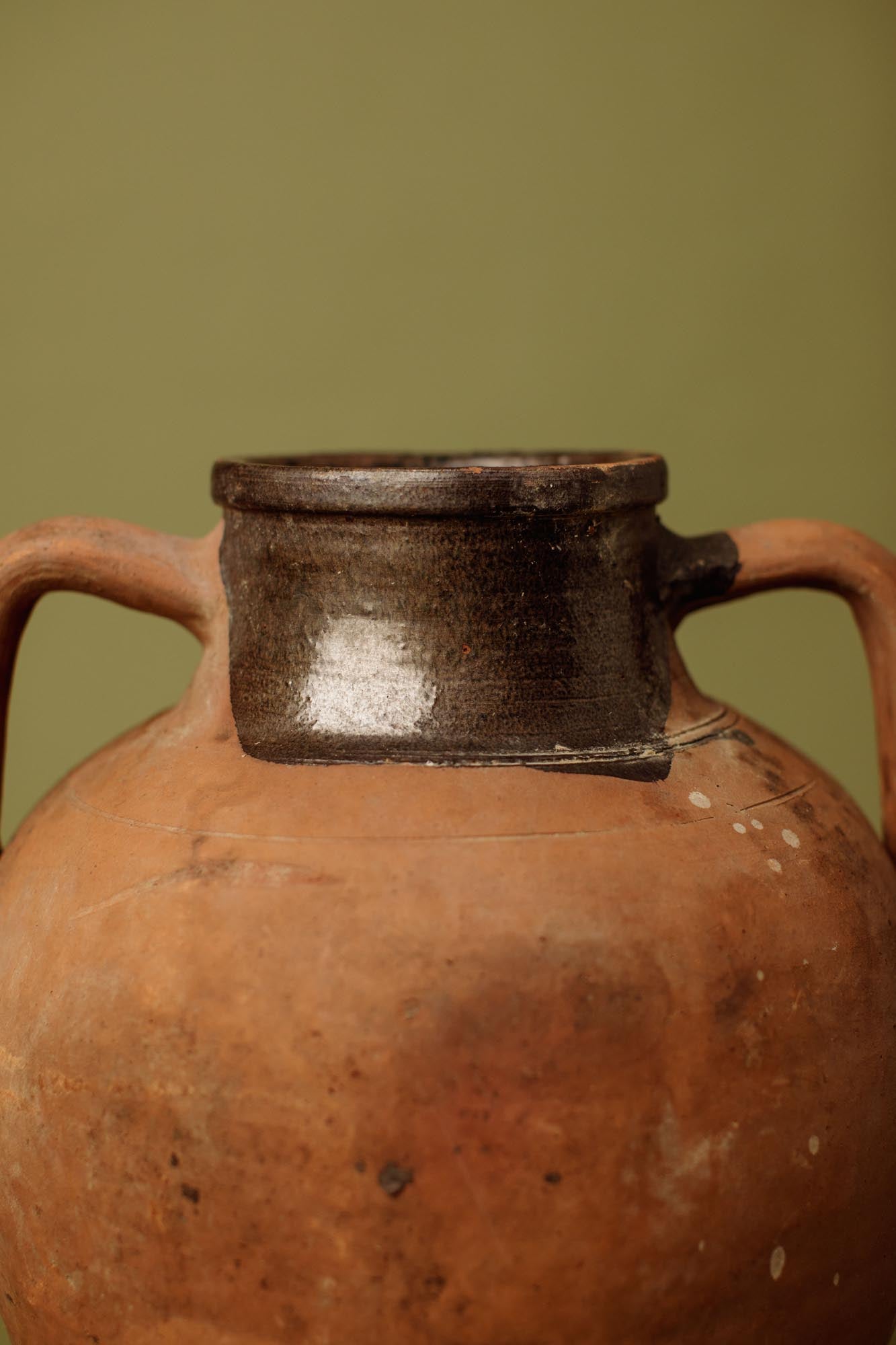 Coco Glaze Olive Jar