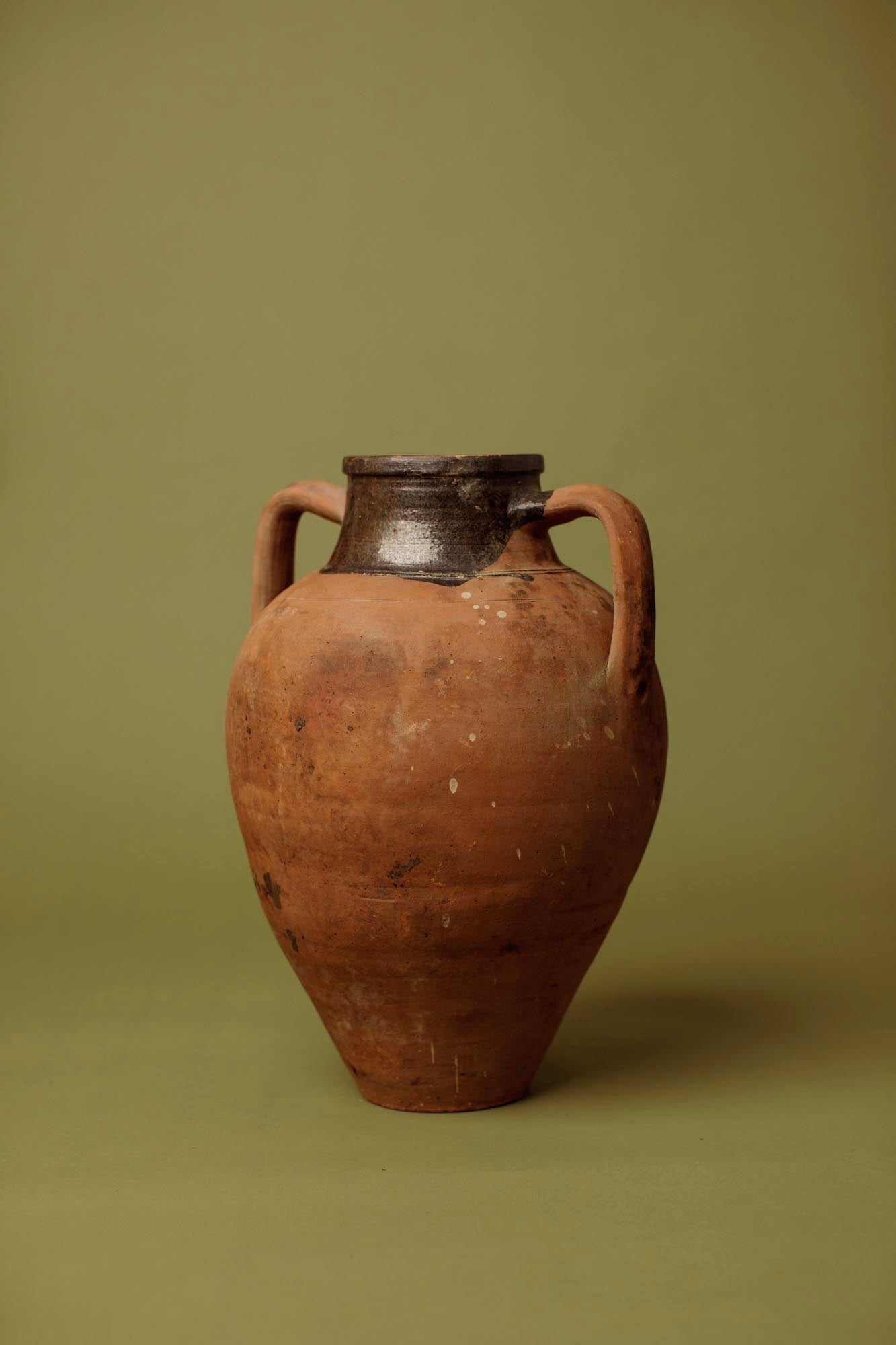 Coco Glaze Olive Jar