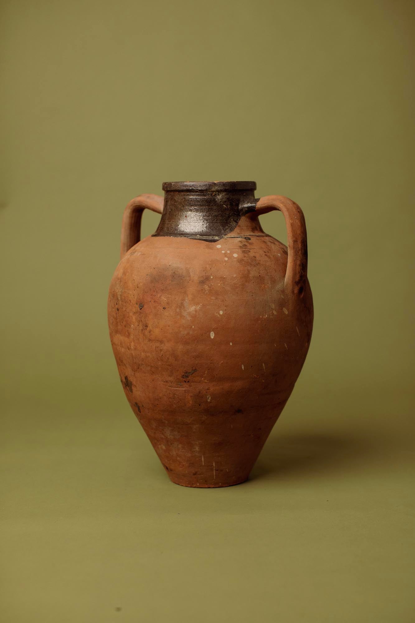 Coco Glaze Olive Jar