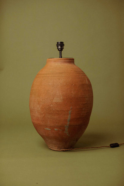 Earth-Red Terracotta Table Lamp