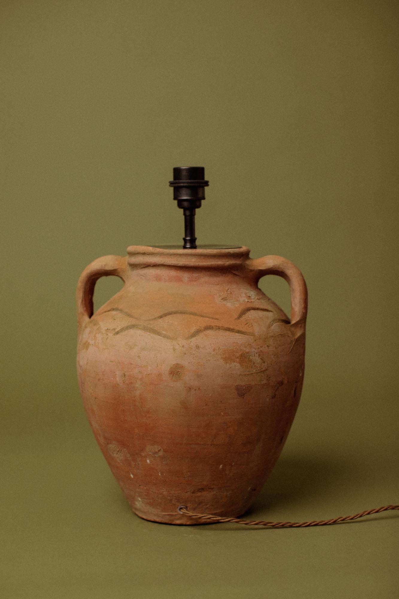 Antique Belly Wave Table Lamp