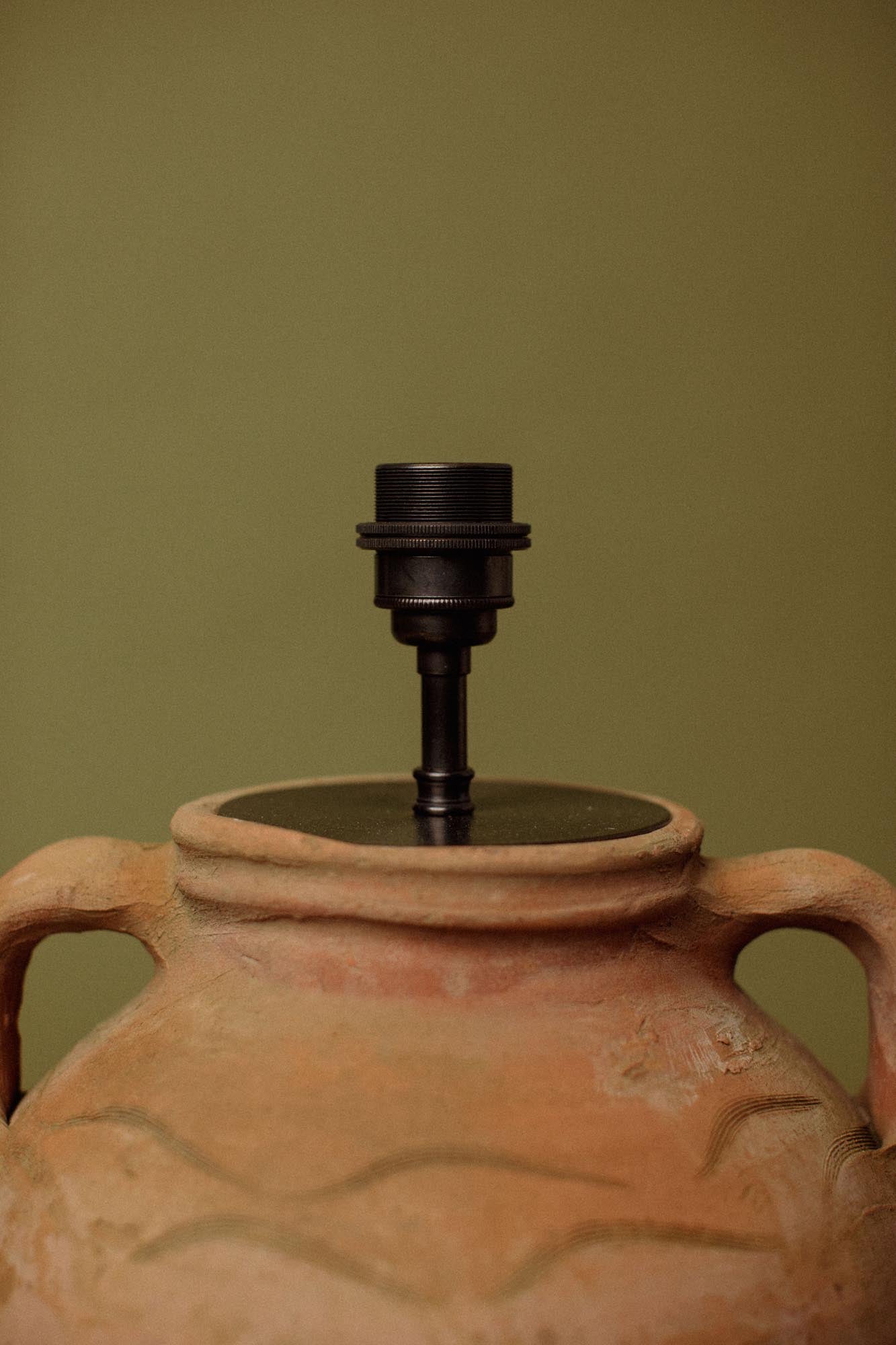 Antique Belly Wave Table Lamp