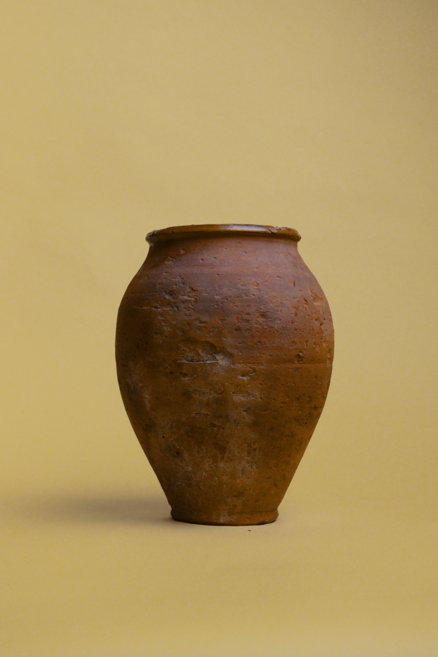 Glazed Rim Rustic Grain Pot