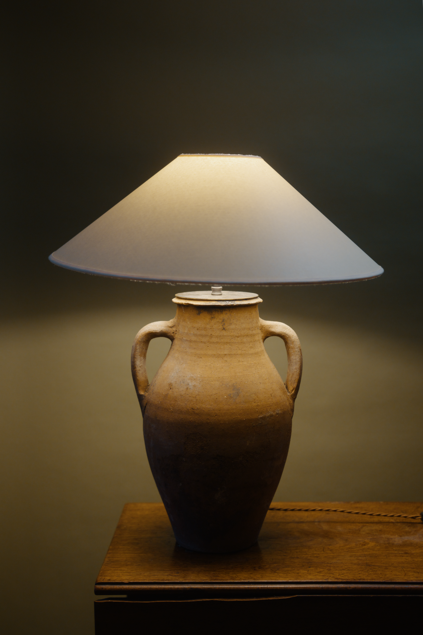 Izmir Utility Pot Lamp